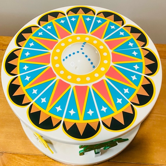 Merry-Go-Round Sprinkler, Multi-Color - Picture 6 of 9